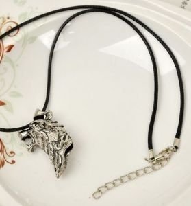 Медальйон Game of Thrones House Stark Wolf - -