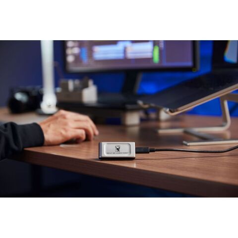 Накопитель SSD USB Type-C 4TB XS2000 Kingston (SXS2000/4000GA) - Внутренние SSD  - Внутренние SSD 