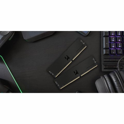 Модуль памяти для компьютера DDR4 32GB (2x16GB) 3600 MHz Iridium Pro Deep Black Goodram (IRP-K3600D4V64L18/32GDC) - Нулевой остаток (Feed) - Нулевой остаток (Feed)