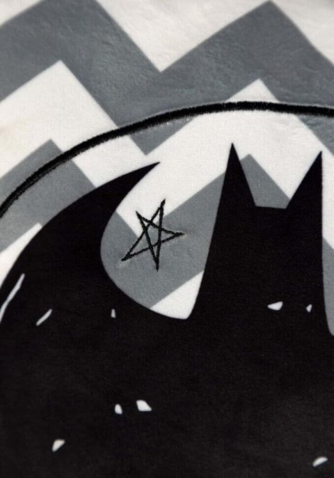 Подушка DC COMICS Batman Logo Black Pom Pom Pillow 40 см. -   -  