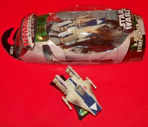 Фігурка Hasbro STAR WARS BLUE A-WING - 2006 -   -  