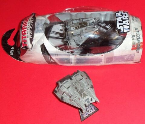 Фігурка Hasbro STAR WARS Luke's Battle Damaged Snowspeeder - -