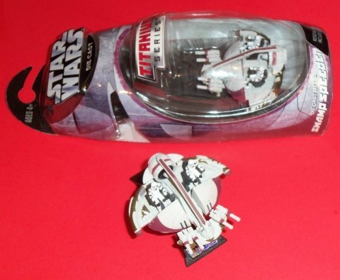 Фигурка Hasbro Star Wars RED SWAMP SPEEDER 2005 - -