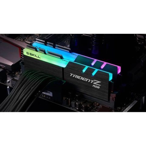 Модуль памяти для компьютера DDR4 32GB (2x16GB) 3600 MHz Trident Z RGB G.Skill (F4-3600C18D-32GTZR) - Нулевой остаток (Feed) - Нулевой остаток (Feed)