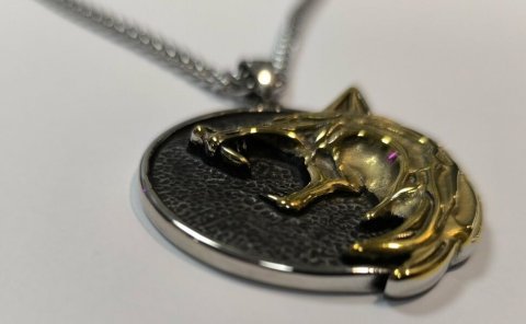 Кулон Геральта медальон 3D Ведьмак (The Witcher Geralt) с нержавеющей стали с рунами (золотой волк) - -