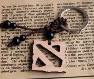 Брелок DOTA 2 Logo (дерево)