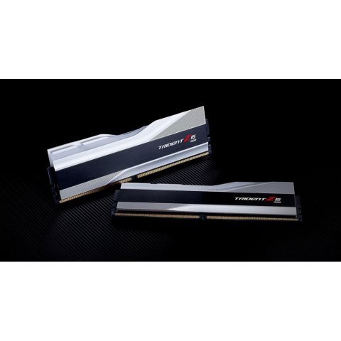Модуль памяти для компьютера DDR5 64GB (2x32GB) 6000 Trident Z5 RGB Silver G.Skill (F5-6000J3238G32GX2-TZ5RS) - Нулевой остаток (Feed) - Нулевой остаток (Feed)